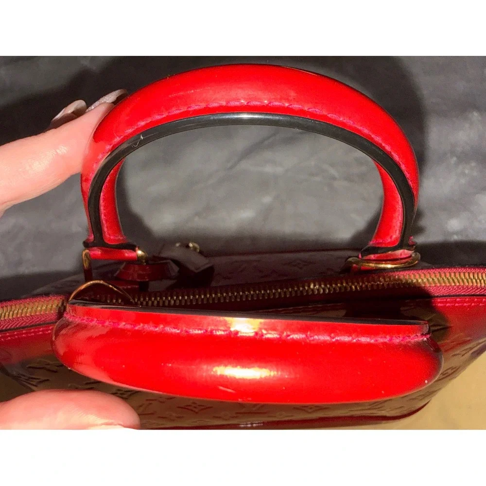 Louis Vuitton Alma PM Monogram Vernis Leather Red Pomme D'Amour FL4143 w/ COA - Picture 5 of 16